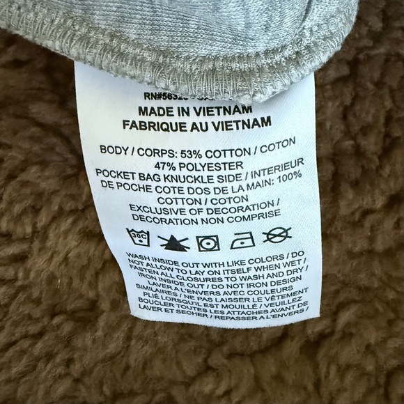 Nike Men's Light Gray Athletic Shorts - Picture 5 of 7